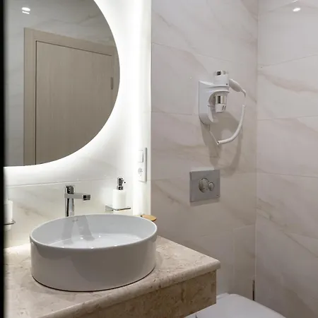 Leomare 4* Odesa