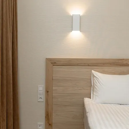 Hotel Leomare